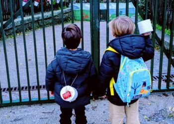 La falta papel higiénico y jabón lleva a los padres de una escuela de Vigo a organizar una protesta