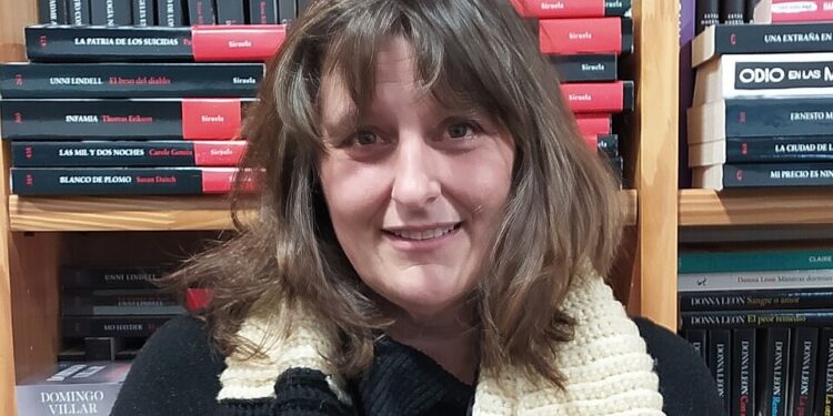 Llerena Perozo abre el debate crítico en Vigo sobre el mito romántico de la prostitución