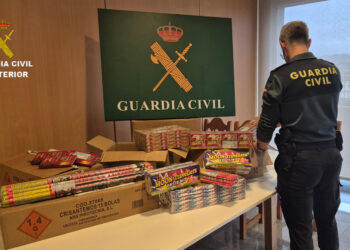 Un bazar, denunciado por vender y almacenar artículos pirotécnicos de forma ilegal