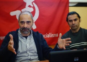 Antolín Alcántara presenta en Vigo su crónica de la infancia bajo el franquismo