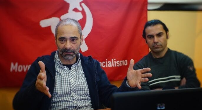 Antolín Alcántara presenta en Vigo su crónica de la infancia bajo el franquismo