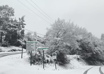 Lluvia sin tregua en Vigo… y nieve en A Cañiza: récord de precipitaciones antes de Navidad