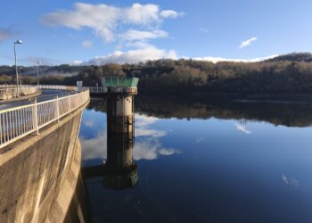 El gigante que no duerme: viaje a las entrañas de Eiras, la fortaleza que calma la sed de Vigo