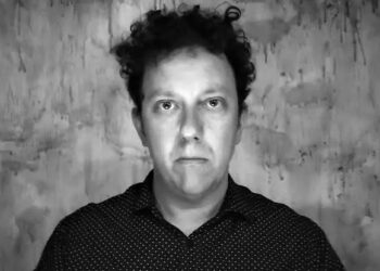 La voz del pop experimental australiano actúa en Vigo