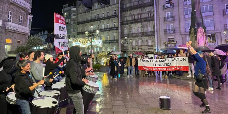 Denuncian el impacto negativo que la Navidad de Vigo tiene en la vida de las personas