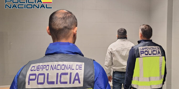 Expulsan de España a un grupo criminal colombiano dedicado a asaltar a empresarios de origen chino