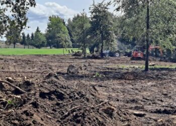 Vigo ordena paralizar unas obras ilegales en el río Lagares, con multas de hasta 10.000 euros