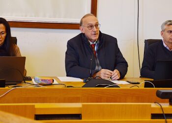 La UVigo aprueba el texto del convenio para la descentralización de Medicina