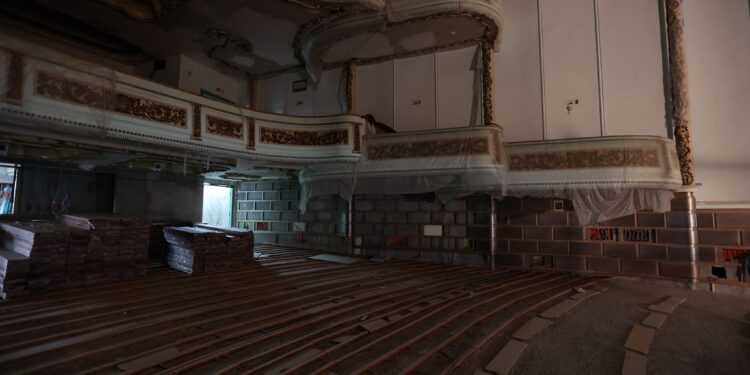 Vía libre de Xunta y Diputación para invertir 21 millones y continuar las obras en el Teatro Cine Fraga