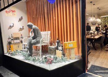 Hostelería original en la Praza da Independencia