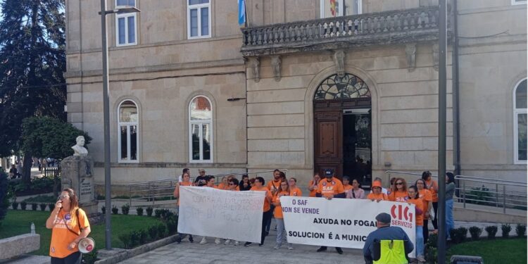 Desconvocada la huelga del SAF de Ponteareas tras un acuerdo después de 68 días de paro