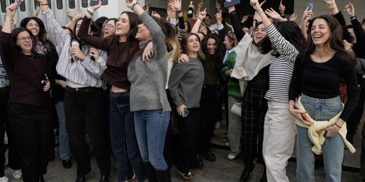 «Parecía que a alguien le había tocado la lotería, pero no me imaginaba que fuese a toda la empresa»
