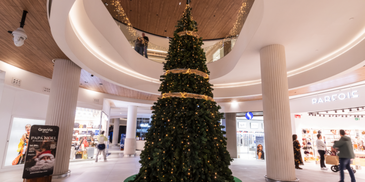 Espectáculos, solidaridad y visitas mágicas: así es la Navidad en Gran Vía de Vigo