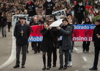 Los profesores denuncian en Vigo la «emergencia en la enseñanza pública» y reclaman mejoras