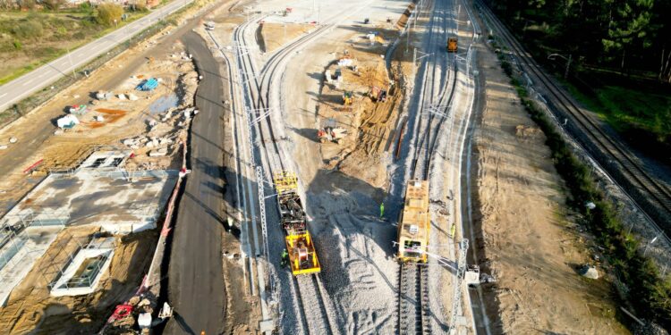 Renfe vuelve a llevar a sus viajeros por carretera (esta vez por las obras en la Plisan)