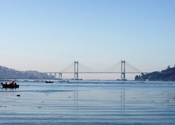 La Diputación destina 7 millones para impulsar el destino Rías Baixas, bienestar social y mejoras viarias