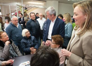 Rueda reivindica el programa ‘Xuntos Polo Nadal’ como un antídoto contra la soledad no deseada