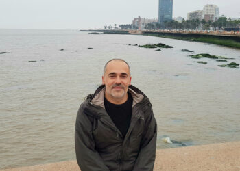 “A banda deseñada pode ser un lugar para escoitar a memoria”