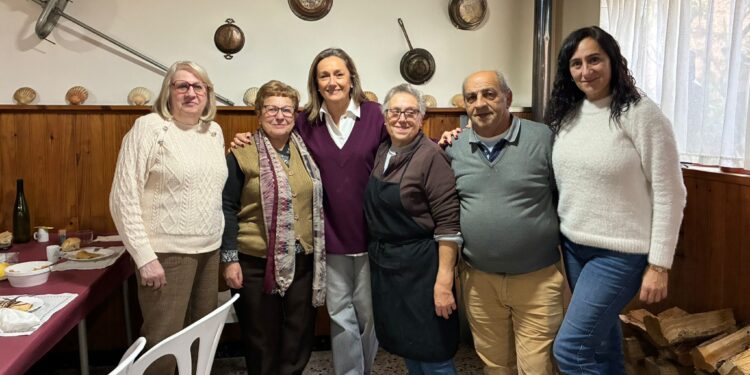 Luisa Sánchez visita Bembrive en las semanas previas a San Blas