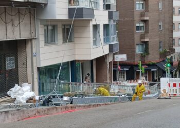 Vigo Vertical avanza en As Travesas: en marcha la colocación de las primeras rampas mecánicas