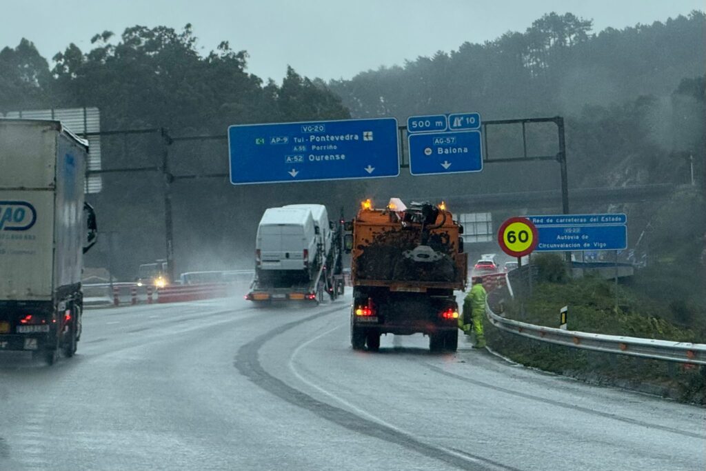 Radar, cambio de velocidad y obras: la VG20 viguesa se convierte en una encerrona