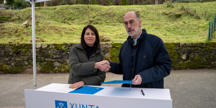 Se inicia el proceso para que Baiona cuente con 12 viviendas públicas en una parcela con vistas al mar