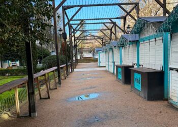 La Alameda, tomada aún por el Cíes Market ante el enfado de los vecinos