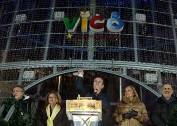 Vigo despide su Navidad con un mensaje de «paz y amistad» ante los «momentos difíciles»