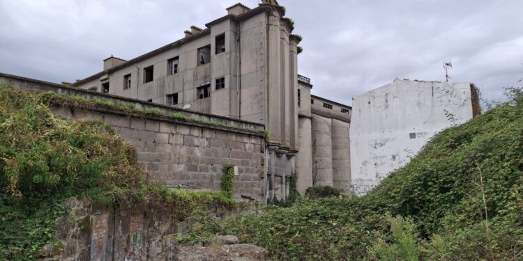 Nuevo frenazo al proyecto de la Panificadora: el Concello, obligado a dar marcha atrás por un error legal