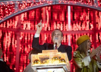 Caballero confirma la fecha para apagar la Navidad de Vigo y celebra la ocupación: «Niveles estratosféricos»