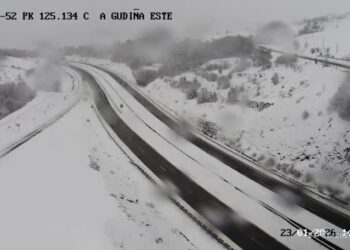 Prohibida la circulación a camiones en toda la A52 en Ourense desde este viernes y hasta nuevo aviso