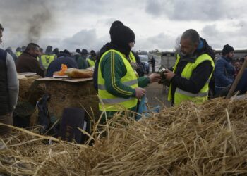 Reabierto un carril dirección Benavente de la A-52 a su paso por Xinzo de Limia