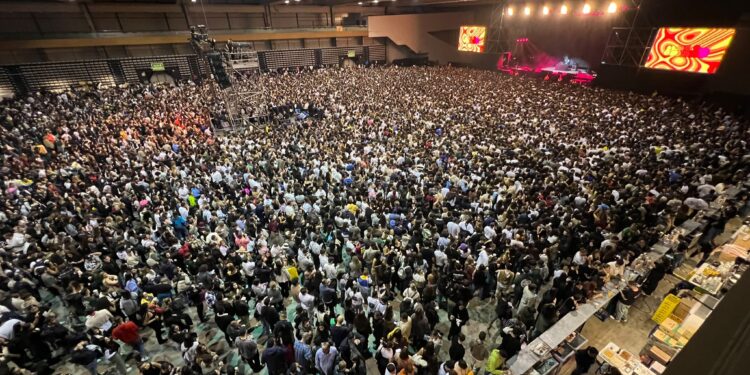 Mejorar el Ifevi para grandes conciertos en lugar de «arrasar» Navia con la «delirante» idea de Vigo Arena