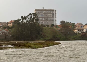 La Borrasca Marta pone en alerta los ríos: dos con aviso naranja en Vigo, uno en Redondela, Gondomar y Salvaterra
