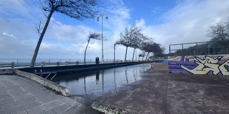 Vigo decreta cierres preventivos y restricción de accesos ante la llegada de Leonardo