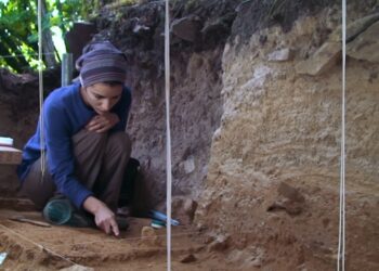 El origen del arte gallego llega a la gran pantalla: Vigo estrena ‘O camiño de Cova Eirós’