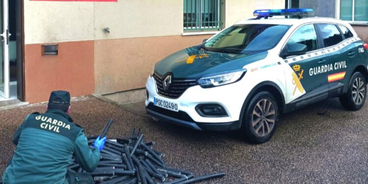 La Guardia Civil desarticula en Gondomar una célula dedicada al robo de cable tras cuatro meses de investigación
