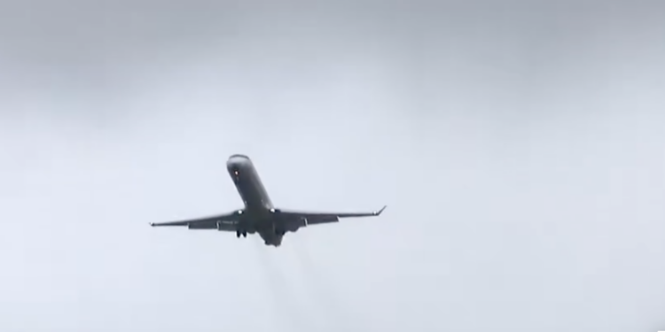 Así abortó su aterrizaje en Vigo por culpa de Leonardo un avión de Iberia