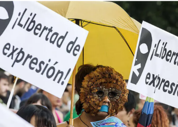 La izquierda nos mete un buen bocado a la libertad de expresión
