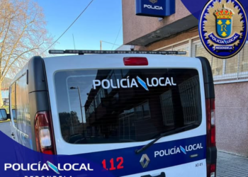 Herido un agente de policía tras forcejear con un varón que trató de retener a una joven a la fuerza
