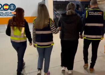 Detenida en Vigo por hurtar joyas en domicilios de personas mayores, donde trabajaba como empleada