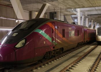 La Xunta acusa a Renfe de dejar «abandonados a miles de pasajeros» y critica que detrás hay «falta de mantenimiento»